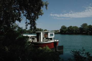 Boot für 2 Personen, mit Terrasse und Ausblick in Südfrankreich