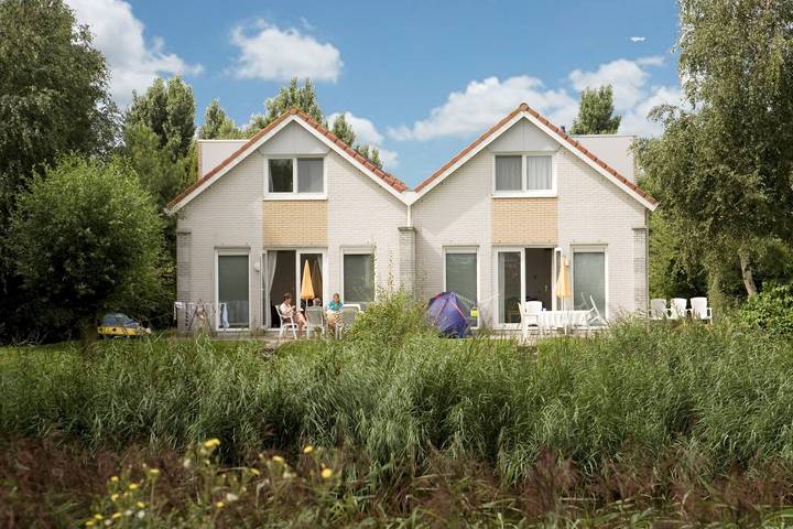 Ferienhaus für 5 Personen, mit Whirlpool und Terrasse sowie Garten und Sauna