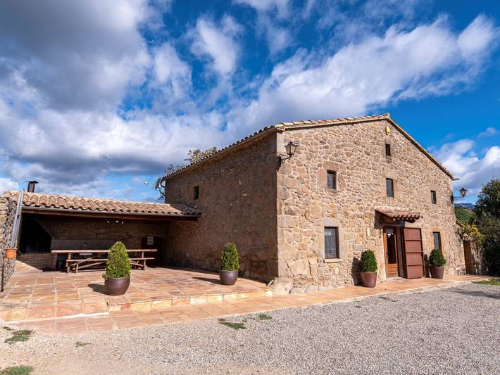 Chalet para 12 personas, con piscina y jardín, Se admiten mascotas en Solsonés - 4