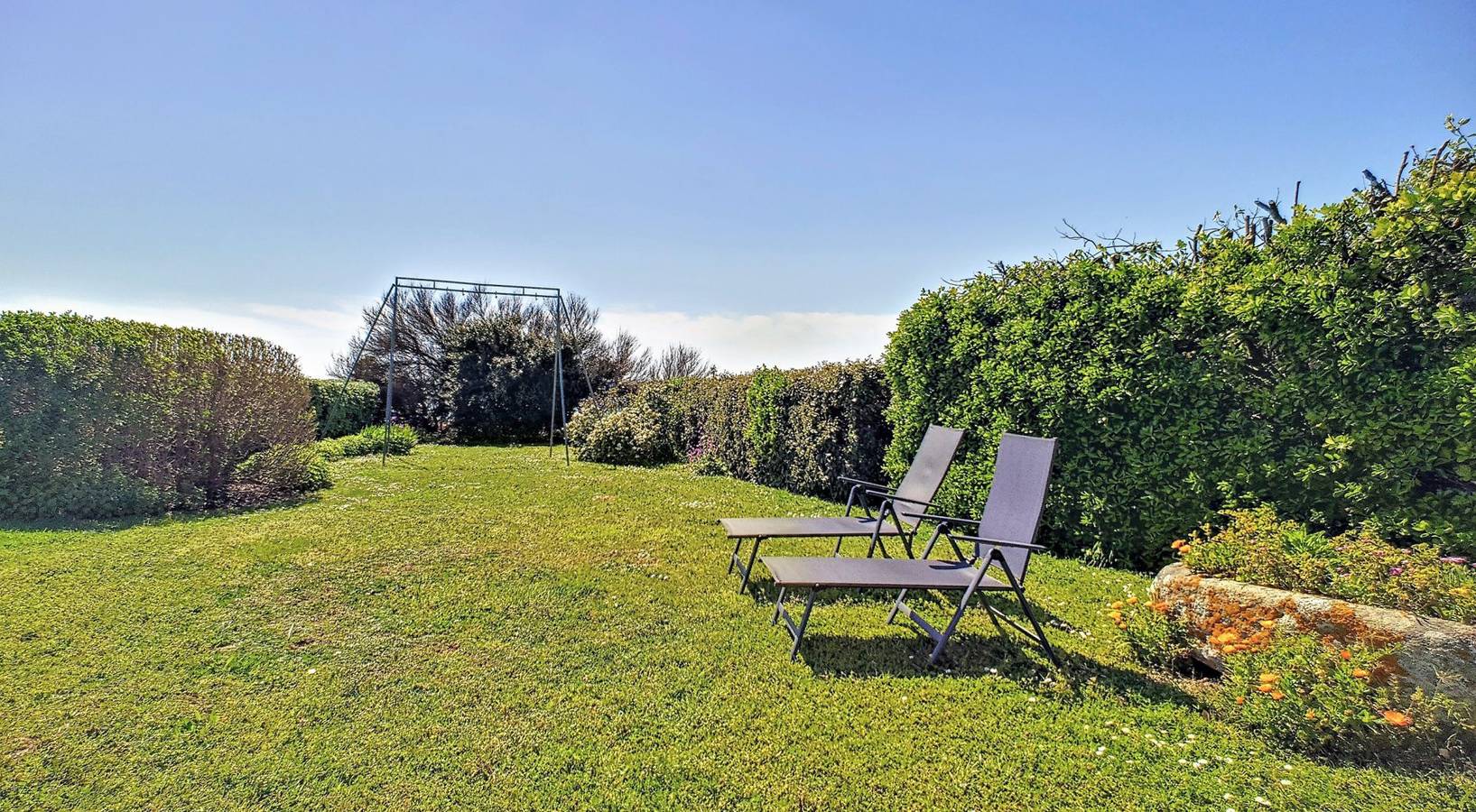 Appartement entier, Tipoz'Immo – Brise Marine 1 cosy vue mer, idéal pour les familles in Plozévet, Côte de Cornouaille