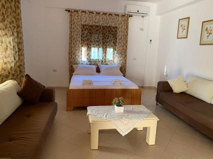Gîte pour 3 personnes, avec jardin ainsi que vue et balcon dans Ksamil - 2