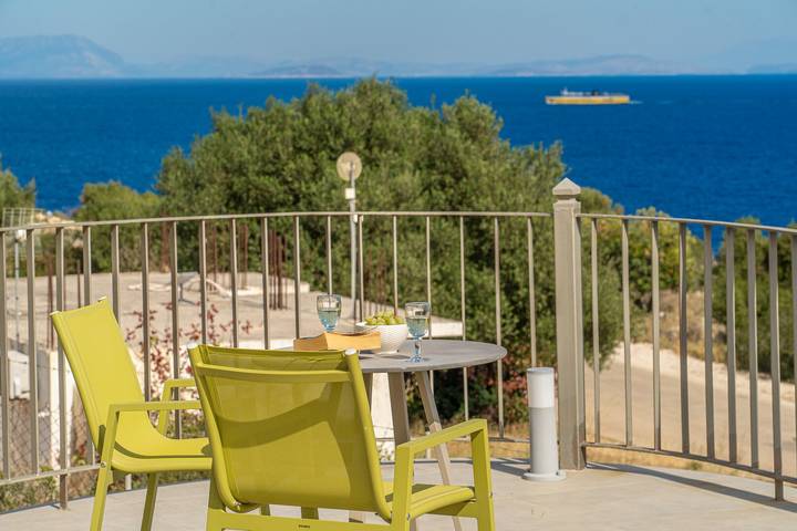 Villa Dinos with swimming pool in Kefalonia
