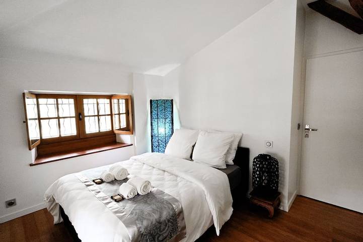 Villa Tagibao with heated pool and Spa in Lesterps, Charente