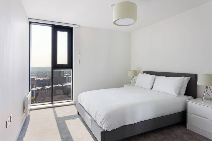 Apartamento entero, Contemporary 1Br Apartment with Amazing Views in Birmingham, Birmingham y alrededores