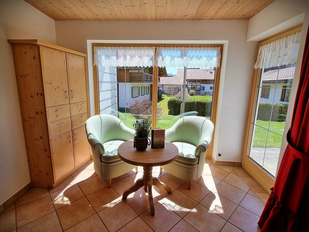 Ganze Wohnung, Gartenwohnung in Wildsteig in Wildsteig, Romantische Straße