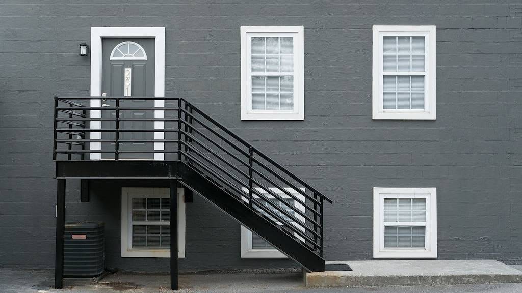 Ganze Wohnung, Modern Themed 3 Bedroom Apartment with-in Walking Distance of Downtown Jc in Johnson City, Blue Ridge Mountains