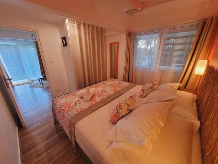 Gîte pour 2 personnes, avec vue et jardin dans Faa'a - 3