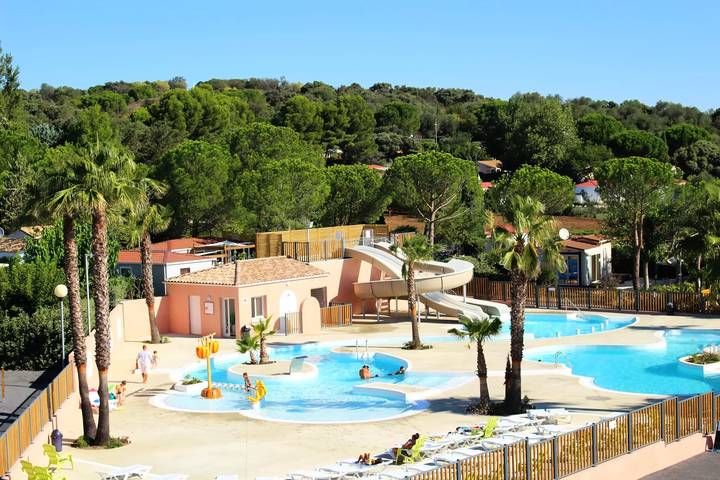 Camping für 6 Personen, mit Terrasse und Pool in Hérault - 3