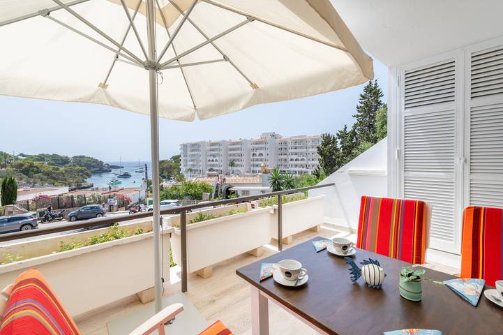 Apartment for 4 people, with balcony in Cala Ferrera