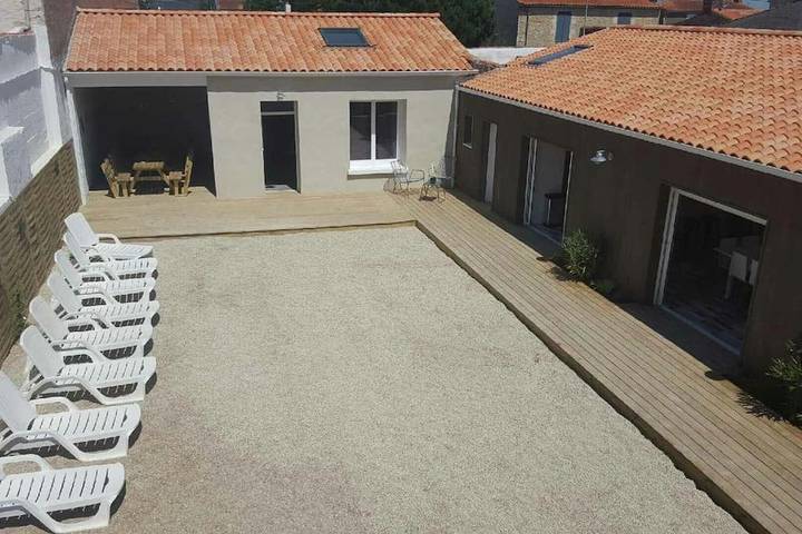 Location de vacances pour 20 personnes, avec terrasse et jardin, animaux acceptés à L'Aiguillon-sur-Mer - 4