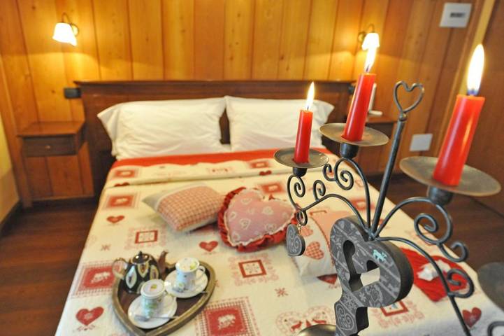 Chambre d’hôte pour 2 personnes, avec balcon à Breuil-Cervinia - 2