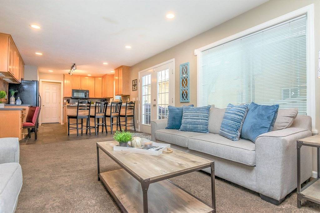 💸💸 Special $ 🌄Tolle Lage mit privatem Whirlpool + Spielepark🌈 in Midvale (UT), Salt Lake County (UT)