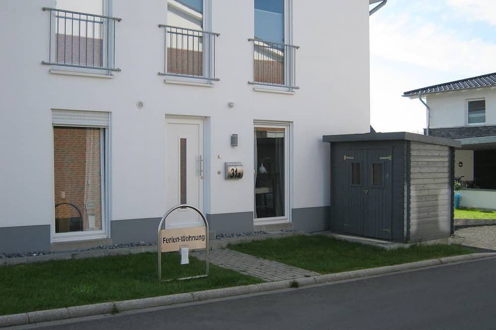 Ganze Wohnung, Wohnung im Erdgeschoss mit Terrasse und Stellplatz in Coesfeld, Münsterland