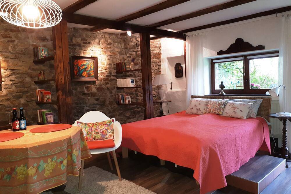 La Grange- Historic flair and modern comfort in the midst of nature in Waimes, Parque natural Hautes Fagnes