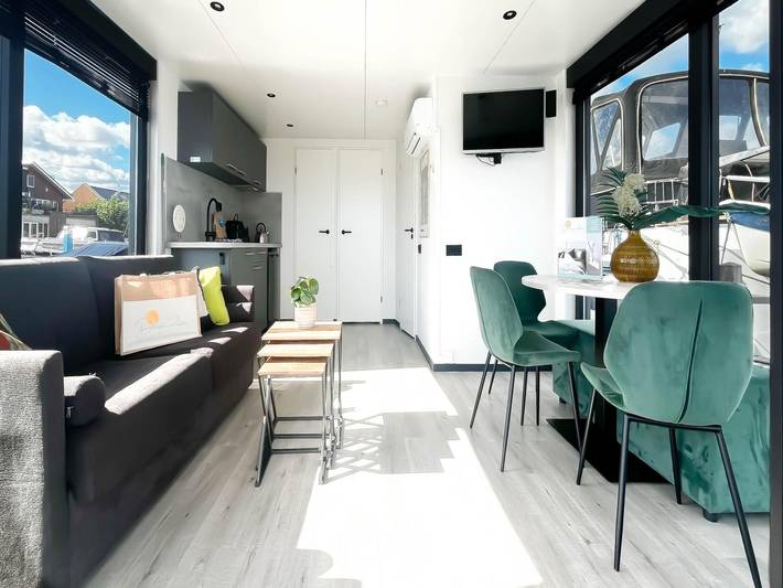 Boot für 4 Personen, mit Terrasse, kinderfreundlich - 1