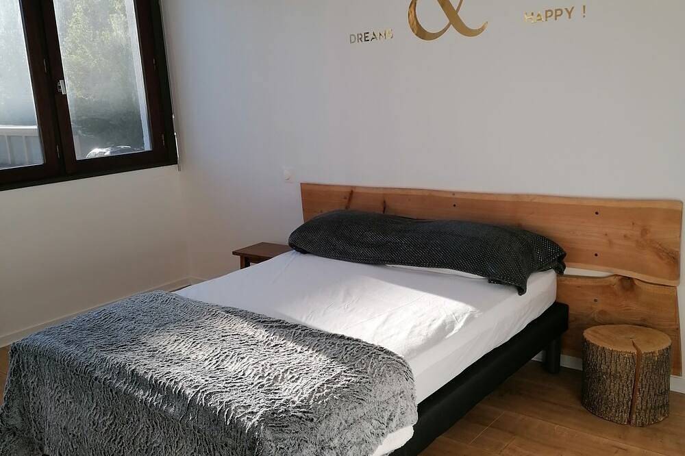 Appartement entier, Appartement spacieux  plan d'eau Embrun in Embrun, Parc national des Écrins
