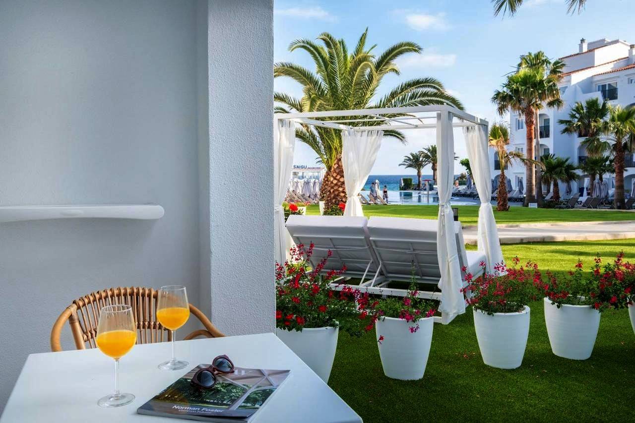Fergus Style Carema Beach in Cala en Bosc, Ciutadella