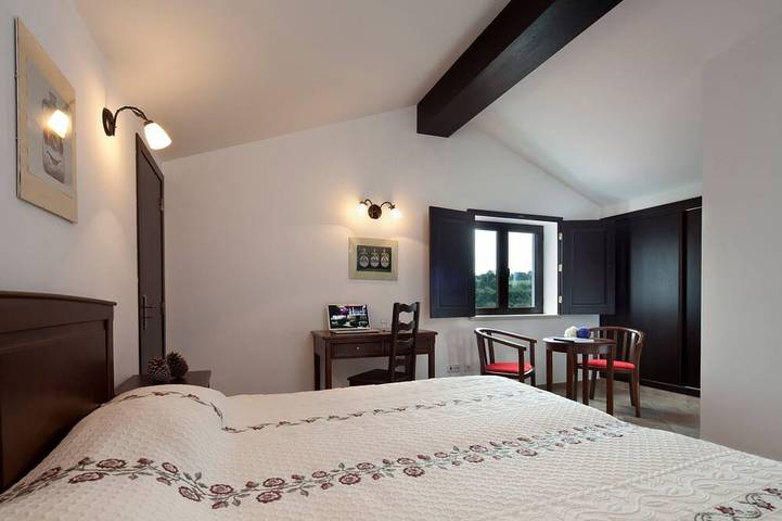 Location de vacances pour 6 personnes, avec piscine et jardin, animaux acceptés à Figueiró dos Vinhos - 3