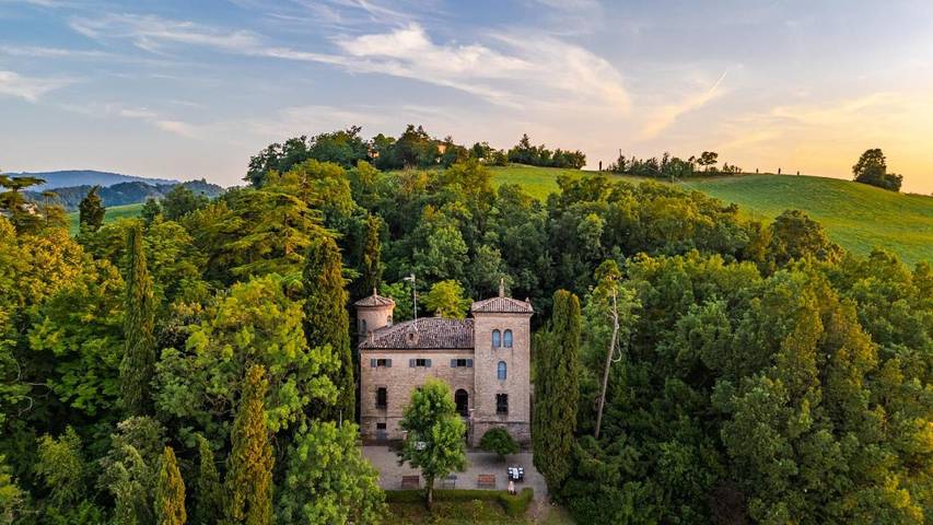 Casa vacanza per 9 persone, con Giardino e Panorama a Sassuolo