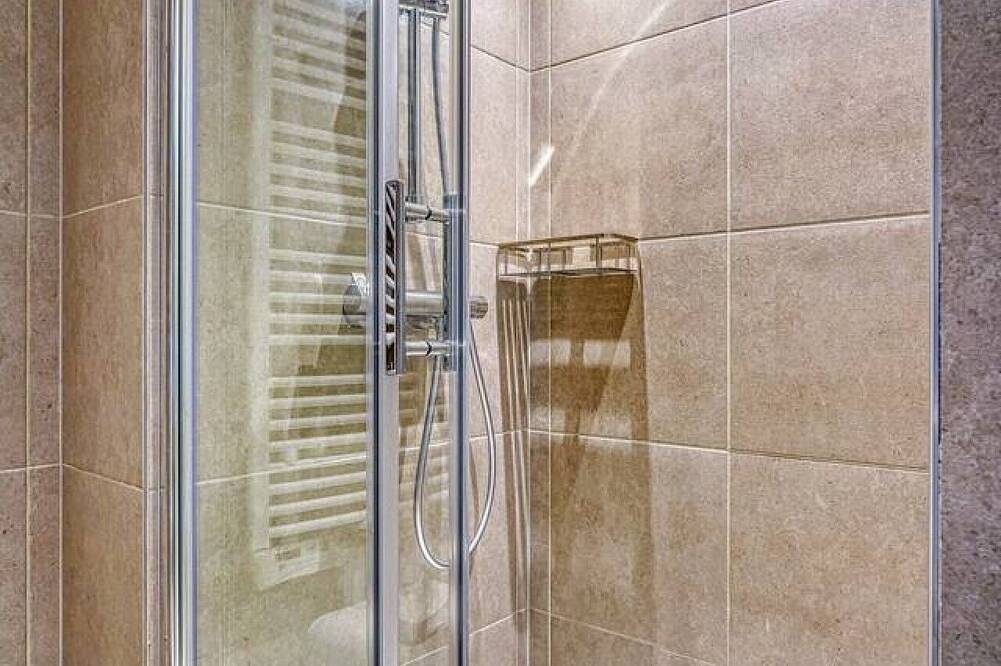 Apartamento entero, Bois de Vincennes - Luxury & Balcony - 4P in Saint-Mandé, Valle del Marne