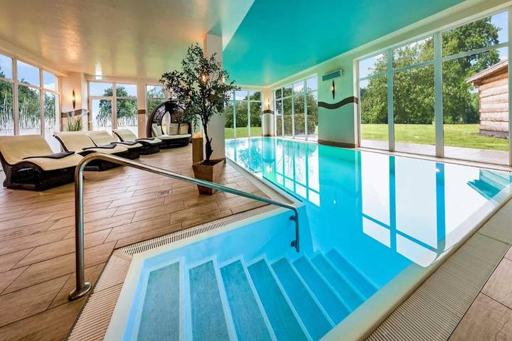 Hotel für 2 Personen, mit Terrasse und Garten sowie Pool und Sauna in Bentwisch