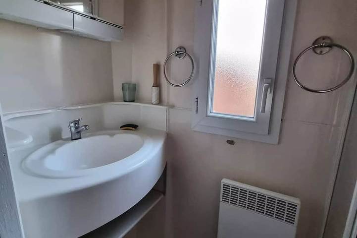 Gîte pour 5 personnes, avec sauna et terrasse ainsi que jacuzzi et piscine à Peyrignac - 4