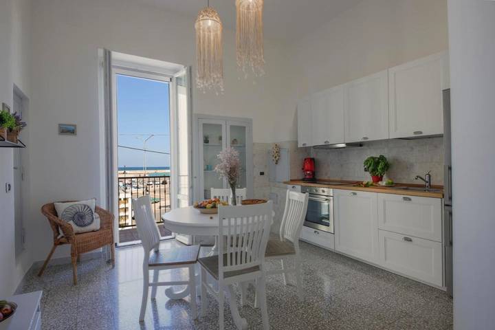 Appartamento per 5 persone, con Balcone e Terrazza nonché Panorama a Savelletri