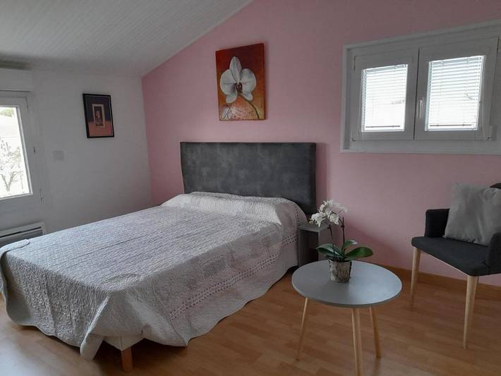 Chambre d’hôte pour 2 personnes, avec Terrasse et Jardin à Le Fenouiller