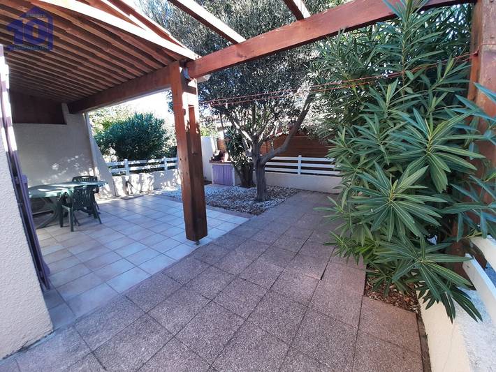 Bungalow für 4 Personen, mit Terrasse und Pool in Hérault - 2