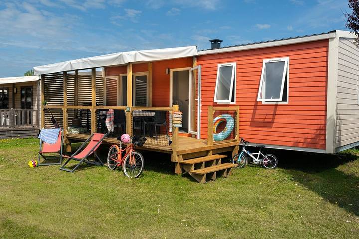 Camping pour 6 personnes, avec bassin pour enfant
