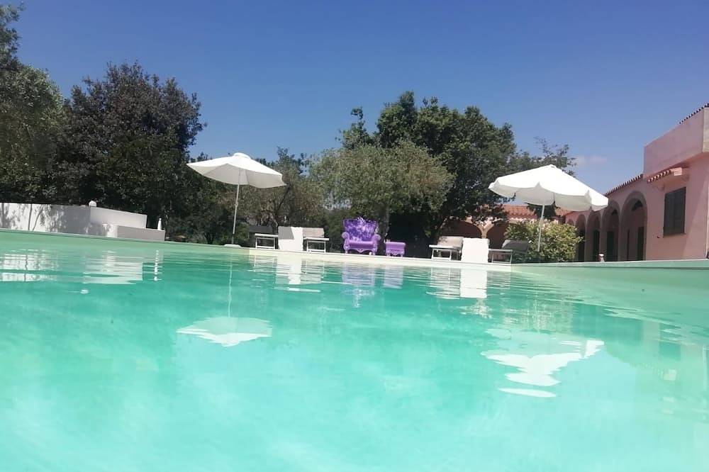 Castiadas, Villa privata tipica sarda  con piscina e giardino in Castiadas, Cagliari e Dintorni