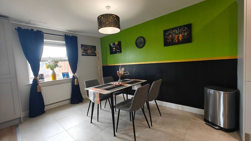 Holiday rental for 4 people in Belfast