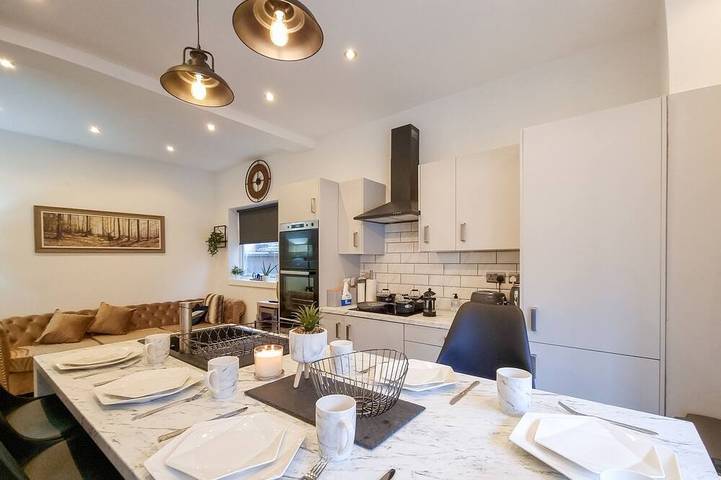 Ferienhaus für 11 Personen, mit Garten und Terrasse, mit Haustier in Manchester