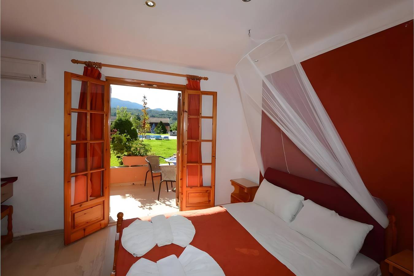 Appartement 'One Bedroom 4' met bergzicht, wifi en airconditioning, foto 12