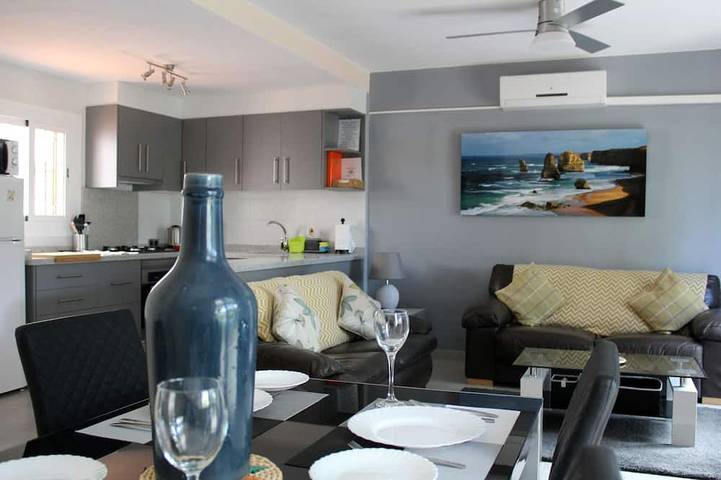 Ferienwohnung für 4 Personen, mit Pool und Balkon - 1