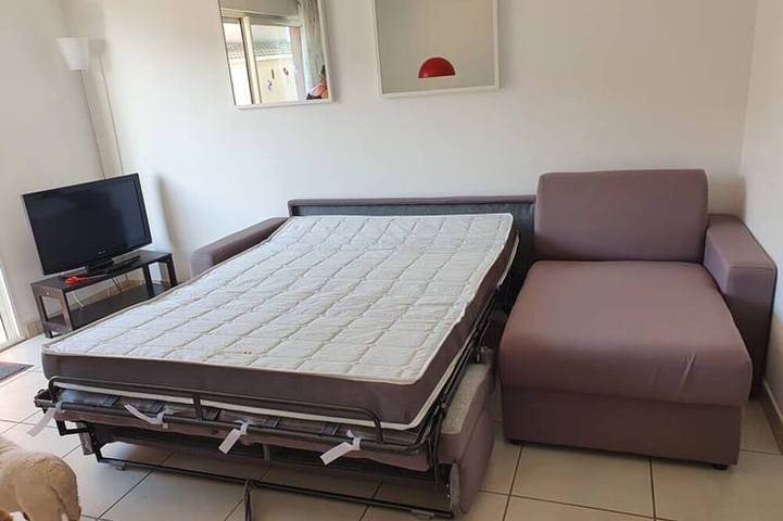 Apartamento entero, Sunny apartment with a view of Etang de Thau (5 km from the ocean) in Marseillan, Costa mediterránea (Francia)