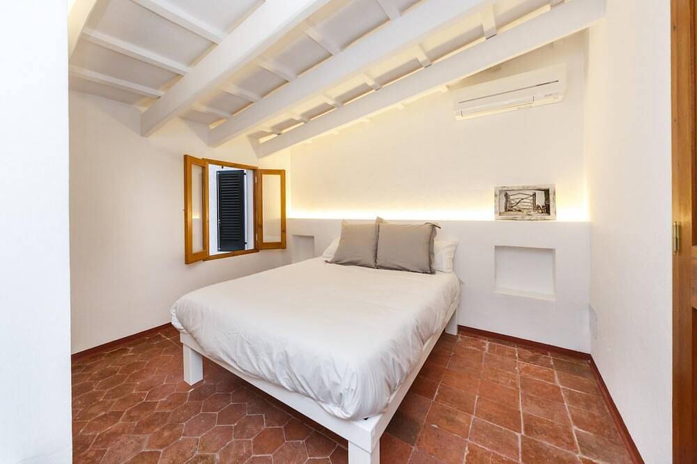 Casa Sant Isidre 50 in Ciutadella de Menorca in Ciudadela, Menorca