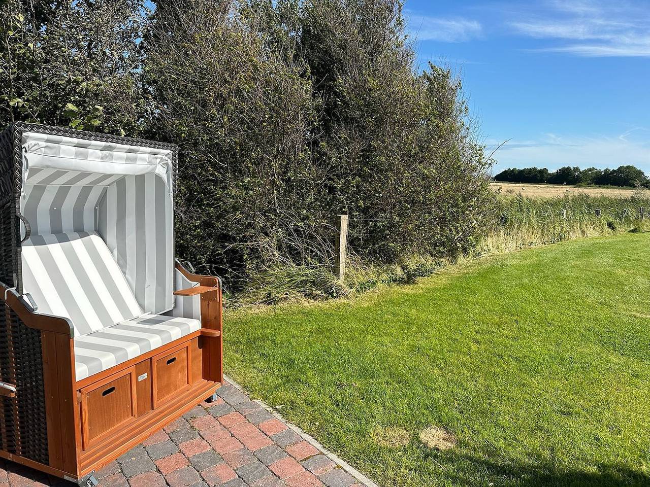 Reetdachhaus Deichperle: Sauna und Gartenidylle nahe dem Meer in Westerhever, Eiderstedt