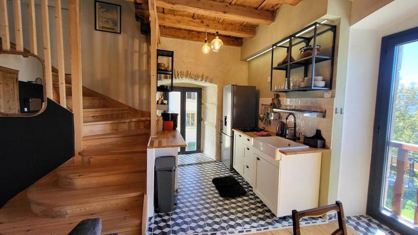 Location de vacances pour 6 personnes, avec terrasse et vue à Dorres - 3