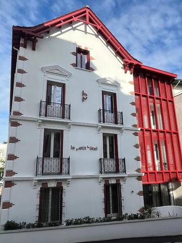 Hôtel pour 2 personnes, avec terrasse dans Casino La Pergola
