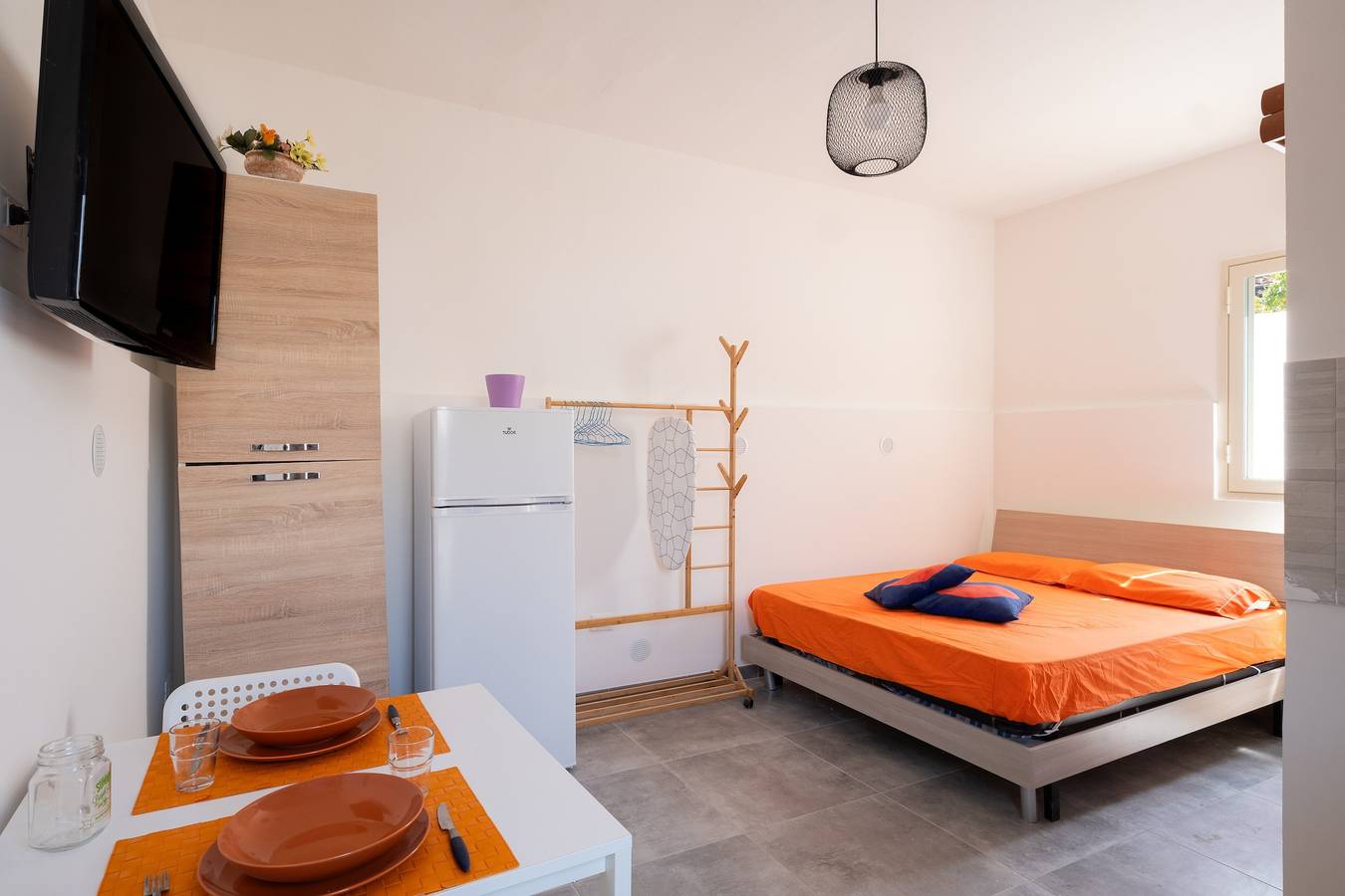 Appartamento intero, Appartamento 'Oasi Del Conte Tre' con terrazza privata e aria condizionata in Sant'Isidoro, Golfo di Taranto