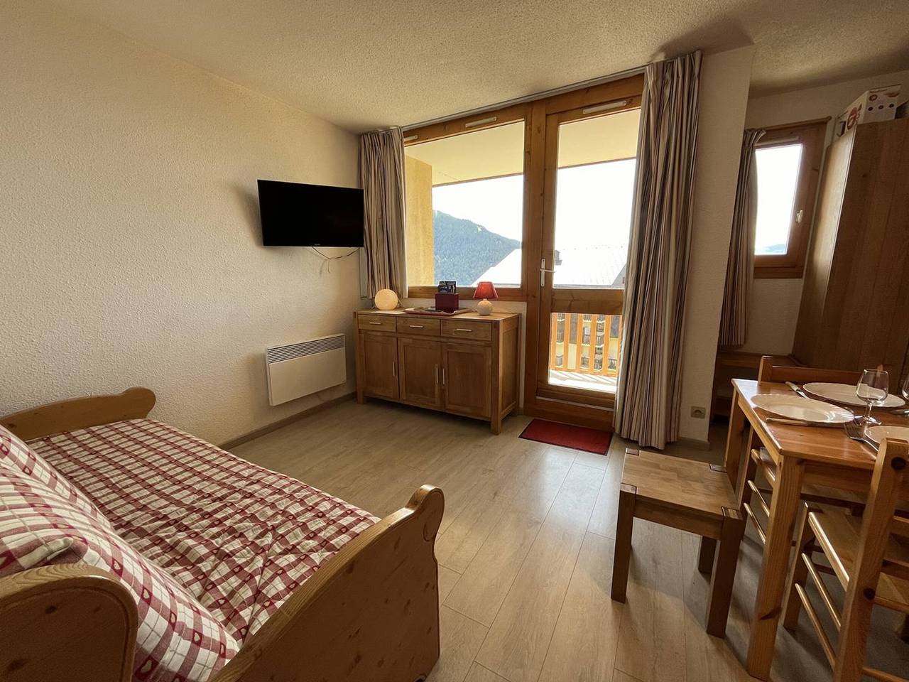 Studio entier, Studio rénové de 26 m² pour 4 pers avec balcon, accès pistes, animaux admis - Vallandry in Landry, Massif de la Vanoise
