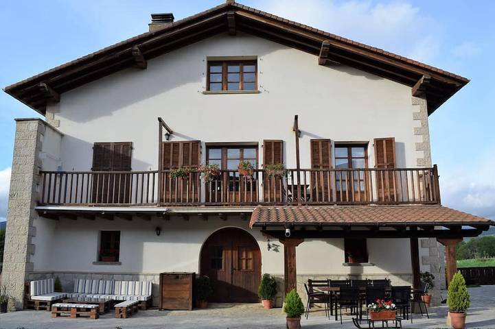 Cottage für 9 Personen, mit Garten - 1