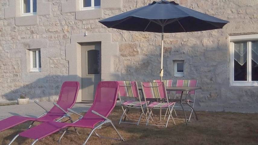 Location de vacances pour 4 personnes, avec jardin et vue, animaux acceptés à La Chaze-de-Peyre - 2