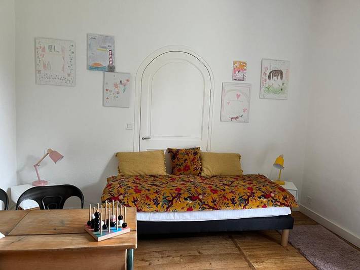 Location de vacances pour 2 personnes, avec piscine ainsi que terrasse et jardin à Maillezais - 3