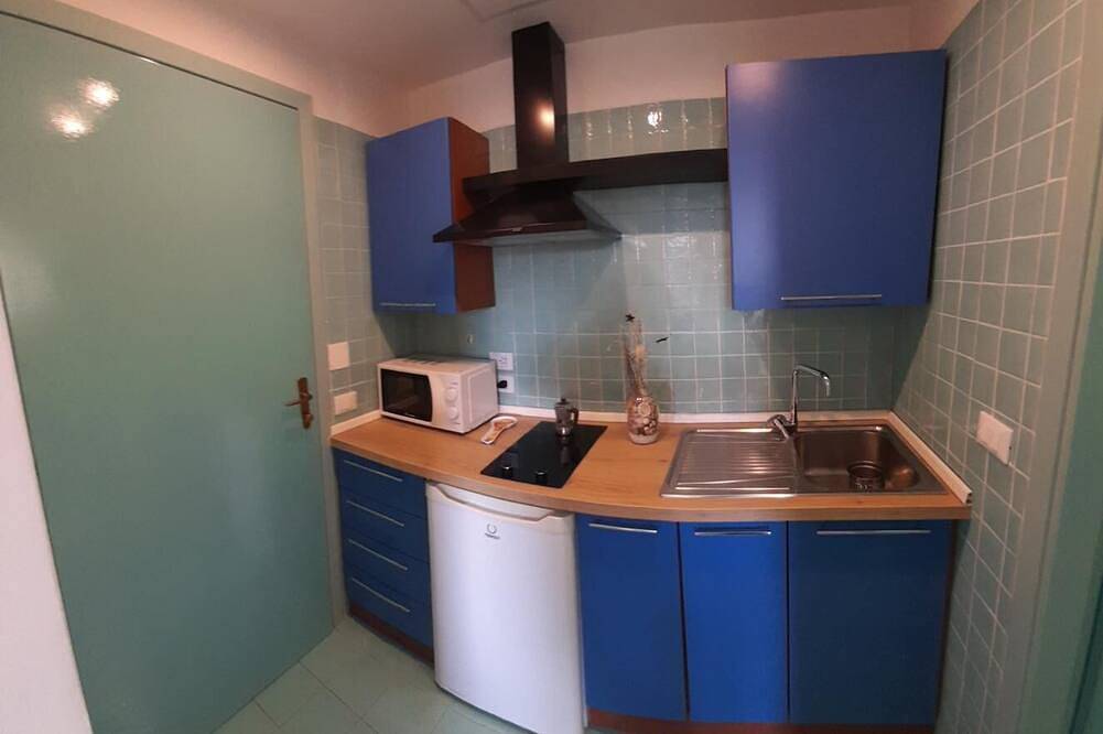 Studio, vue latérale sur la mer, rez-de-chaussée (Gelsomino) in Anzio, Province de Rome