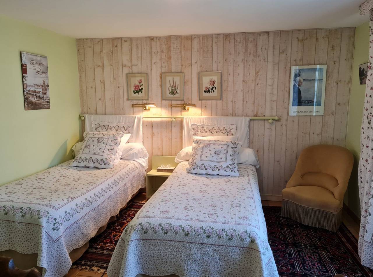 Chambres et table d'hôtes de la Ferme de la Borde - Chambre "Chateauneuf" in Saint-Benoît-sur-Loire, Vallée de la Loire