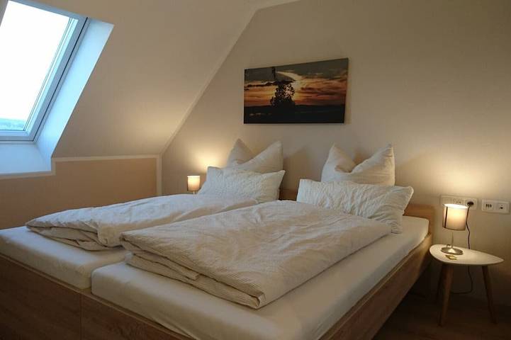Ganze Wohnung, Gemütlich eingerichtetes Feriendomizil mit Balkon in Neuhaus, der Hochburg des Zoiglbieres in Windischeschenbach, Naturpark Nördlicher Oberpfälzer Wald