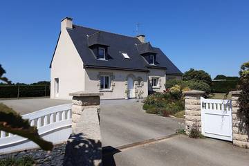 Gîte pour 8 personnes, avec jardin et terrasse à Plœuc-sur-Lié