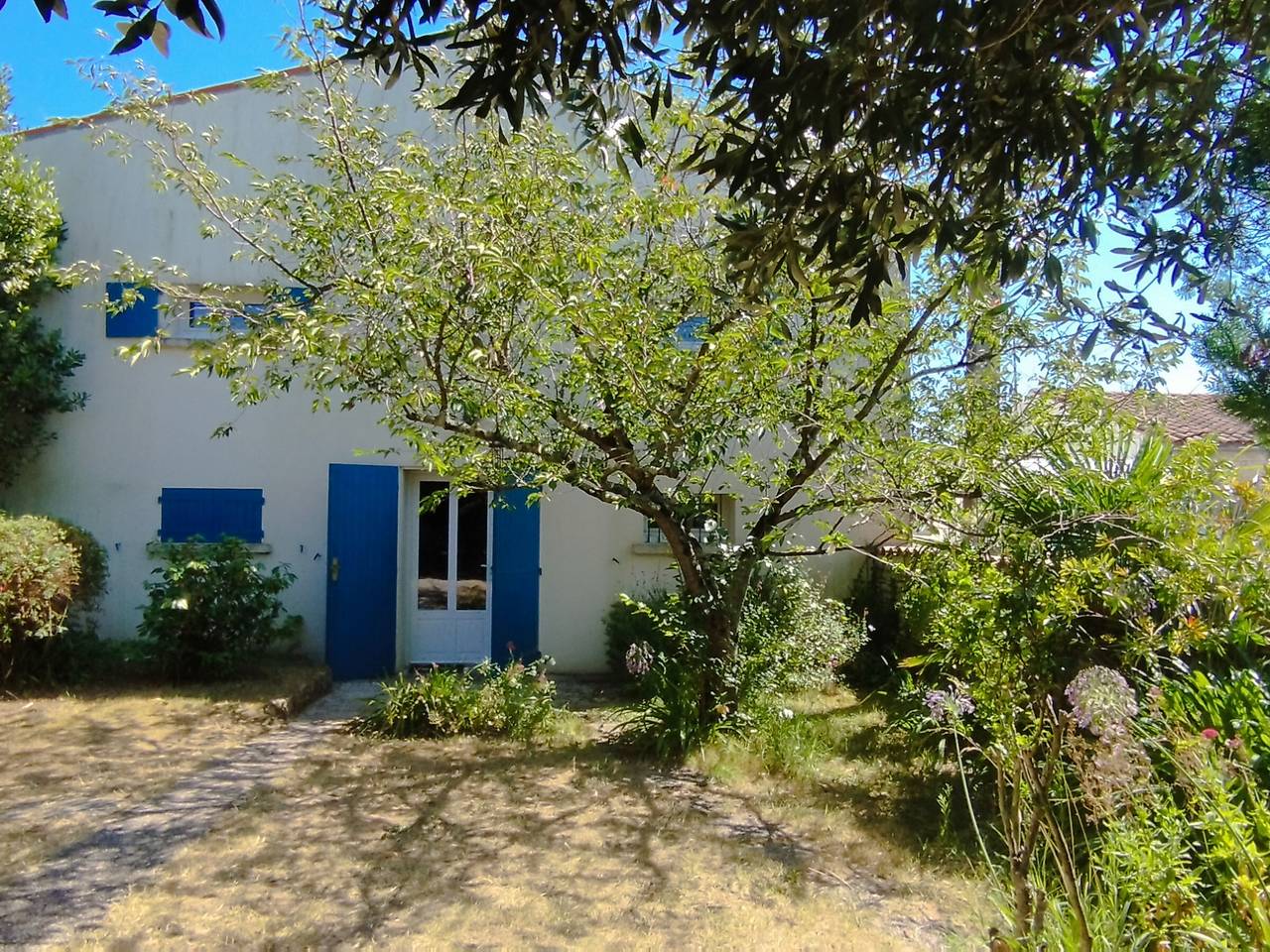 Family home for 10 with garden and parking in Saint-Georges d'Oléron in Saint-Georges-d'Oléron, Côte de Beauté